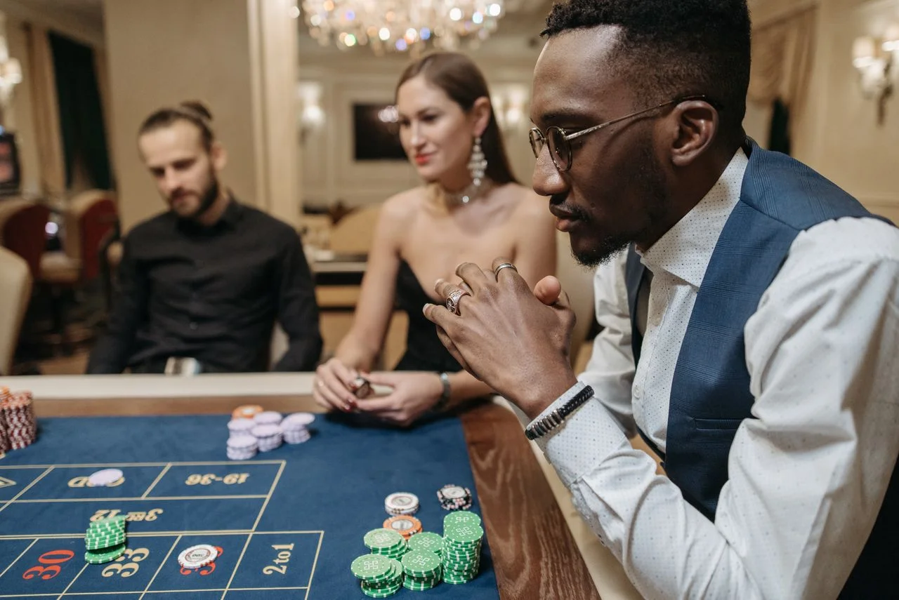 Cách xocdia trình bày Danh mục đầy đủ các phòng casino trực tuyến, nhà cái live dealer và trò chơi bàn nổi bật tại xocdia9.